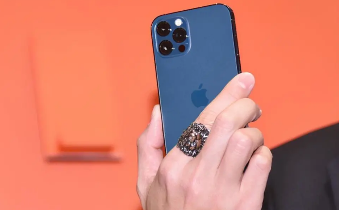 广州苹果手机维修分享iPhone12系列重启方法教程 